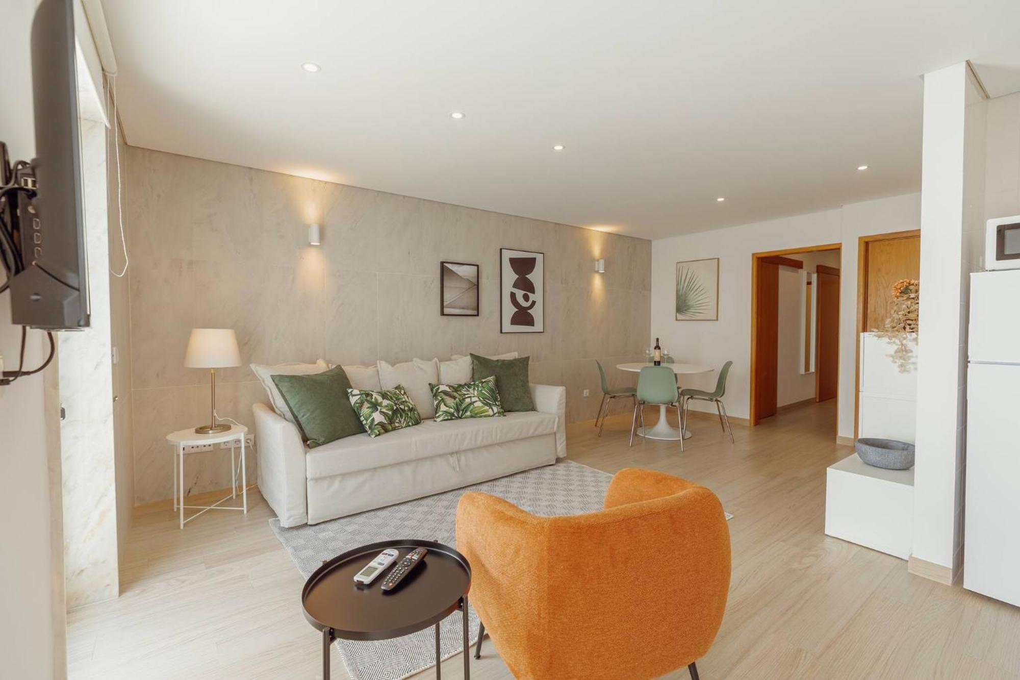 Stylish Apartment With Terrace By Hosty Porto Exterior photo